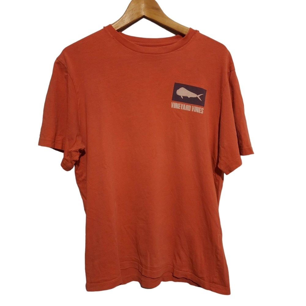 (M) Vineyard Vines Mahi Mahi, Swordfish, Tuna T-Shirt